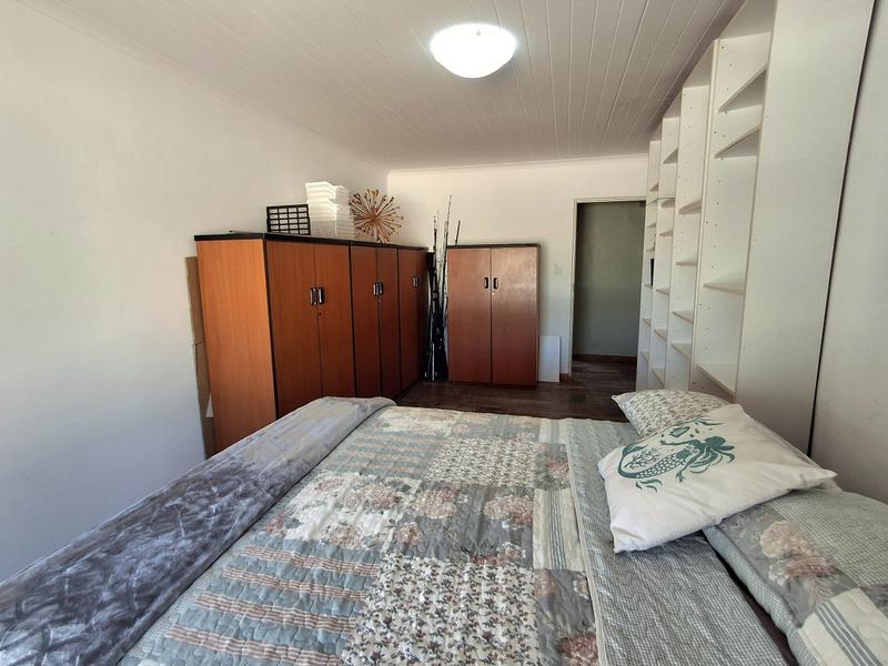 5 Bedroom Property for Sale in Duyker Eiland Western Cape